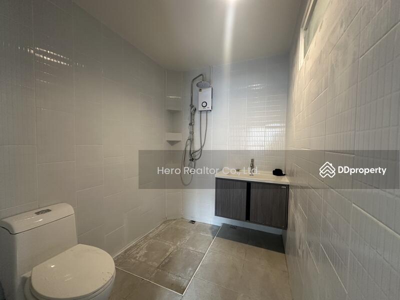 For Rent - For Rent Home Office Sukhumvit BTS Phra Khanong Klong Toei BRE1243, Bangkok