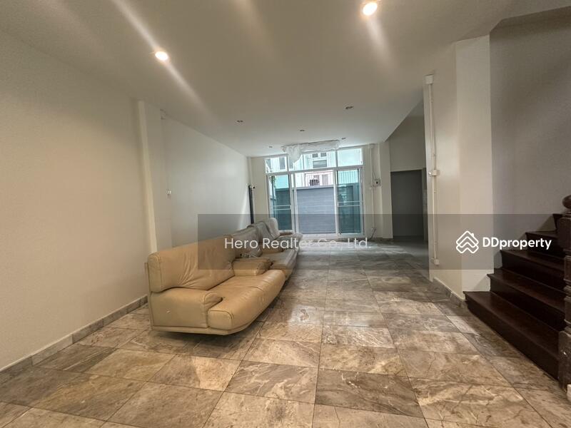 For Rent - For Rent Home Office Sukhumvit BTS Phra Khanong Klong Toei BRE1243, Bangkok