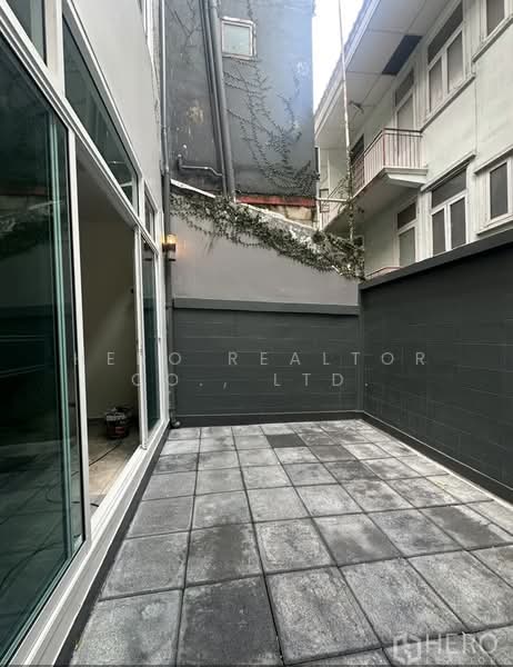 For Rent - For Rent Home Office Sukhumvit BTS Phra Khanong Klong Toei BRE1243, Bangkok