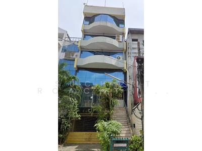 ขาย - ขาย อาคารพาณิชย์ 6 ชั้น ขนาด 37 ตรว. ใกล้มหาวิทยาลัยหอการค้าไทย, กรุงเทพ