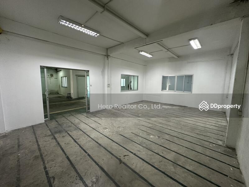 For Rent - For Rent Bangkok 2 Storey Warehouse with Office & Aircon Bang Na BTS Udom Suk / Bang Na BRE25570, Bangkok