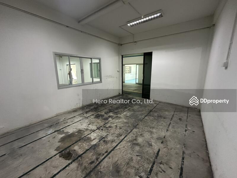 For Rent - For Rent Bangkok 2 Storey Warehouse with Office & Aircon Bang Na BTS Udom Suk / Bang Na BRE25570, Bangkok