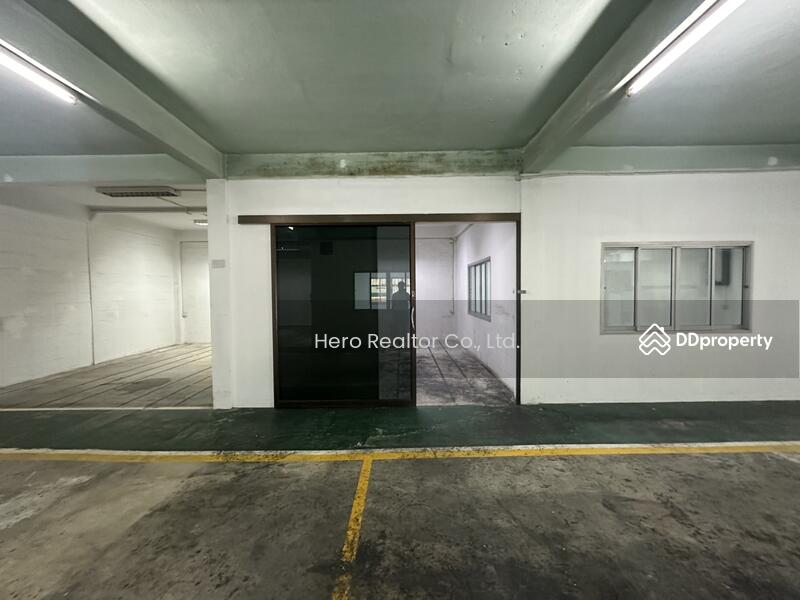 For Rent - For Rent Bangkok 2 Storey Warehouse with Office & Aircon Bang Na BTS Udom Suk / Bang Na BRE25570, Bangkok