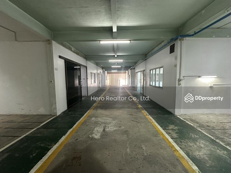 For Rent - For Rent Bangkok 2 Storey Warehouse with Office & Aircon Bang Na BTS Udom Suk / Bang Na BRE25570, Bangkok