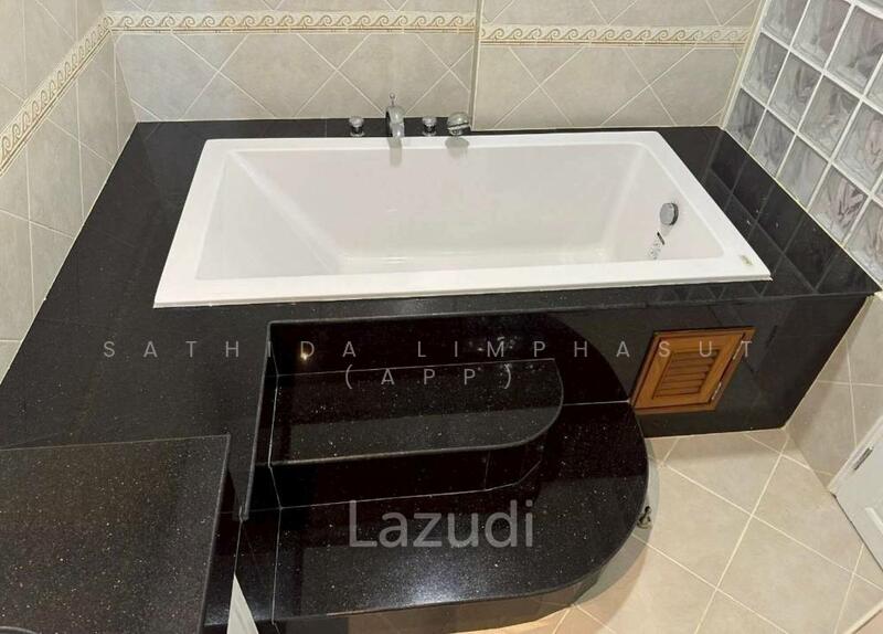 View Talay 2, Chon Buri (Pattaya), Thap Phraya Road, Nong Pru, Bang Lamung (Pattaya), Chon Buri (Pattaya), 2 Bedrooms, 117 sqm, Condo For Rent, by Sathida Limphasut (App), 60168903 - DDproperty.com