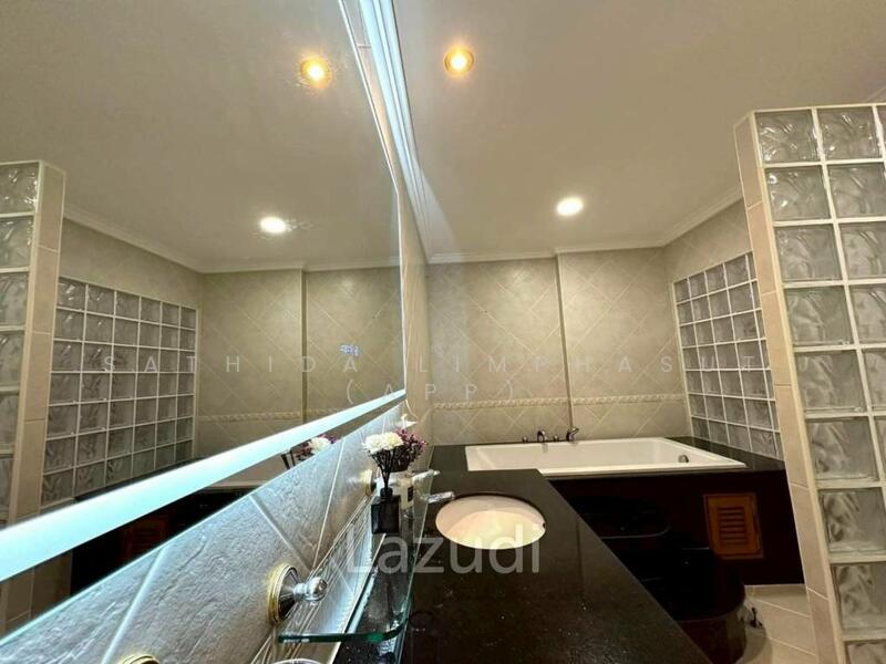 View Talay 2, Chon Buri (Pattaya), Thap Phraya Road, Nong Pru, Bang Lamung (Pattaya), Chon Buri (Pattaya), 2 Bedrooms, 117 sqm, Condo For Rent, by Sathida Limphasut (App), 60168903 - DDproperty.com