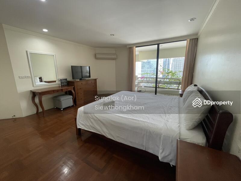 For Rent - Trinity Complex, Bangkok