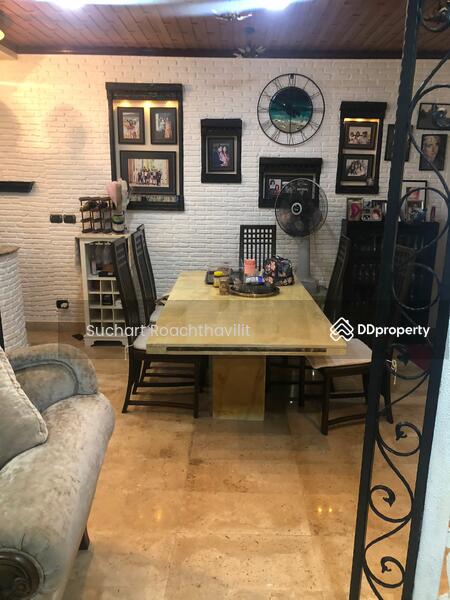 For Sale - 2-Storey Townhouse For Sale, 28 sqw. @Sukhumvit 39, Phrom Phong Area, Bangkok