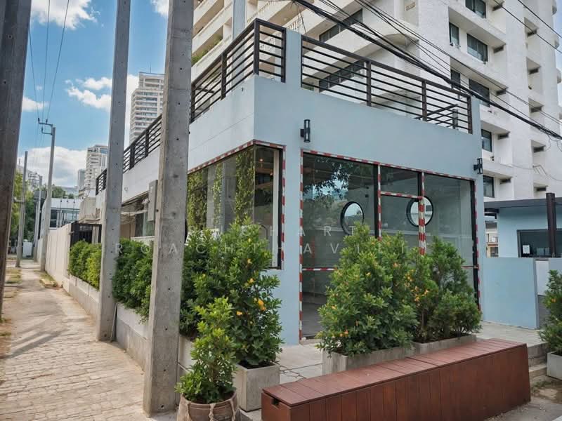 ให้เช่า - ให้เช่า พื้นที่การค้าสร้างใหม่ 2 ชั้น ขนาด 150 ตรม. @นานา-อโศก, กรุงเทพ