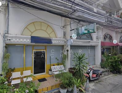 ขาย - ขาย อาคารพาณิชย์ 4 ชั้น 13 ตรว. ซอยสุขุมวิท 101, กรุงเทพ