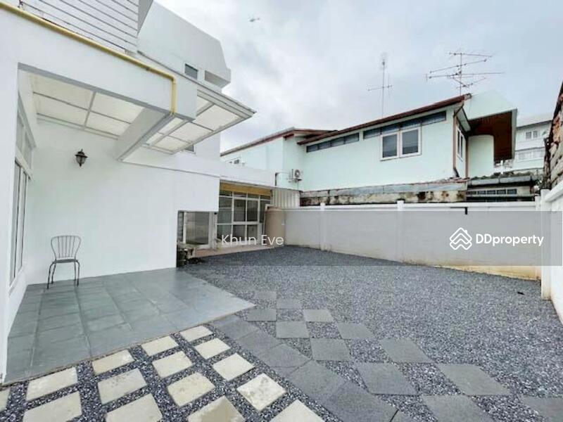 For Rent - Single House for Rent in Soi Ladprao 107 Unfurnished (SPSEVE1306), Bangkok
