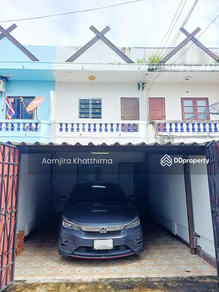 For Sale - 2-Storey Townhome for Sale, Prime Location in San Kamphaeng, Chiang Mai, Chiang Mai