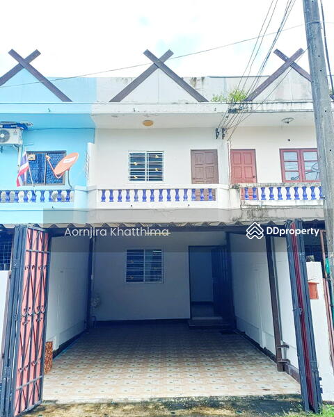 For Sale - 2-Storey Townhome for Sale, Prime Location in San Kamphaeng, Chiang Mai, Chiang Mai