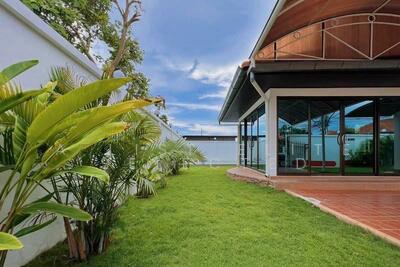 ขาย - Royal View Village : รอยัลวิว วิลเลจ, ชลบุรี