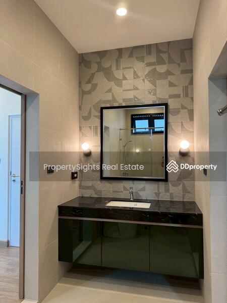 ให้เช่า - House BTS Onnut 4 bed / 4 bath, กรุงเทพ