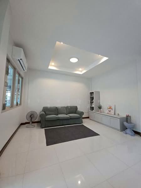 Dream Village Suanpak 32 : ดรีมวิลเลจ สวนผัก 32, นนทบุรี, ถนน อัจฉริยะประสิทธิ์, มหาสวัสดิ์, บางกรวย, นนทบุรี, 250 ตร.ม., ทาวน์เฮ้าส์ ขาย, โดย ปรินทร์ญาดา ชิณโชติ, 60169618 - DDproperty.com