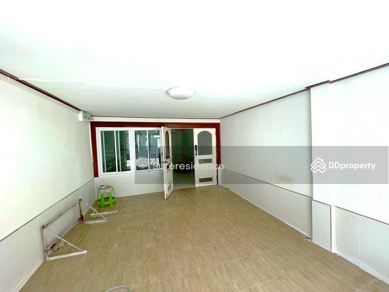 For Rent - Townhouse for rent, Asok-DinDaeng, Bangkok