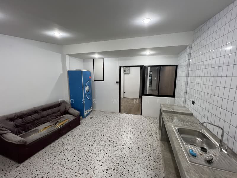 For Sale - Townhouse, Lanthong Village, Pak Kret, Nonthaburi