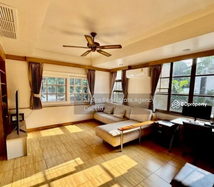ให้เช่า - บ้านเดี่ยว 3 ชั้น รีโนเวทใหม่ สาทร เย็นอากาศ, กรุงเทพ