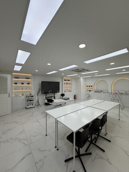 House For Rent Rama 9 Soi 49 Open Show Room | Cafe | Office, Bangkok, พระราม 9 ซอย 49, Suan Luang, Suan Luang, Bangkok, 2 Bedrooms, 250 sqm, Single Detached House For Rent, by Suchanya Piboonwiput, 60169987 - DDproperty.com