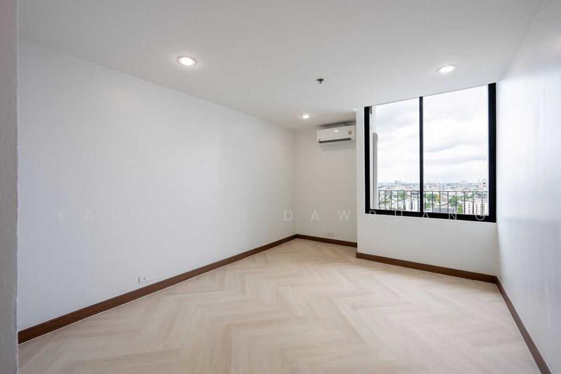 For Sale - Icon III, Bangkok