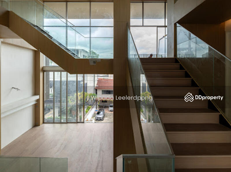 For Rent - Super Luxury House / Home Office in Ratchada 32, Bangkok