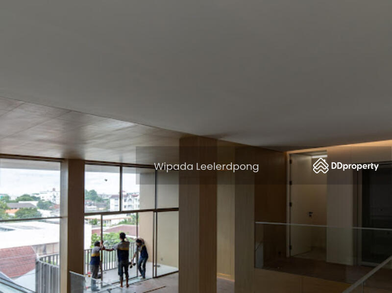 For Rent - Super Luxury House / Home Office in Ratchada 32, Bangkok