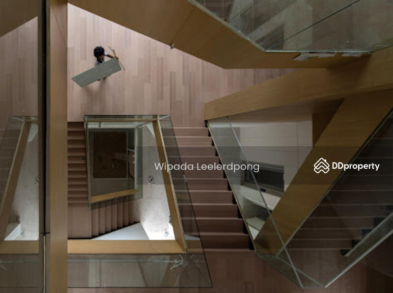For Rent - Super Luxury House / Home Office in Ratchada 32, Bangkok