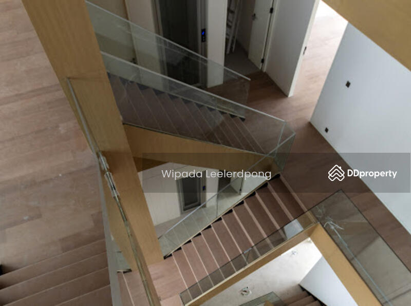 For Rent - Super Luxury House / Home Office in Ratchada 32, Bangkok