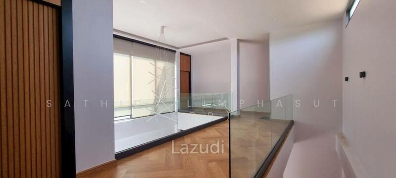 For Rent - 3 Beds 4 Baths 328 SQ.M. Pool Villa Near Mabprachan (LAZ201701), Chon Buri (Pattaya)