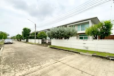 ขาย - Vararom Premium Watcharapol-Chatu Chot : วรารมย์ พรีเมี่ยม วัชรพล-จตุโชติ, กรุงเทพ