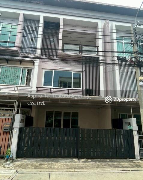 For Sale - The Exclusive Pattanakarn 44, Bangkok