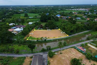 ขาย - ที่ดินเปล่าถมแล้ว 700 ตร.วา ติดถนนรถสวนได้ หน้ากว้าง 75 ม. ในแหล่งชุมชนใกล้ M 81 ห้าง Cental องค์พระ, นครปฐม