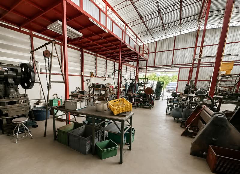 Factory and office for sale in Lat Krabang, Khlong Sam Prawet, Saen Saep, Bangkok, 5 แสนแสบ, Khlong Sam Prawet, Lat Krabang, Bangkok, , 570 sqm, Warehouse/Factory For Sale, by Parinthida Sawuddisopakaykul, 60170452 - DDproperty.com