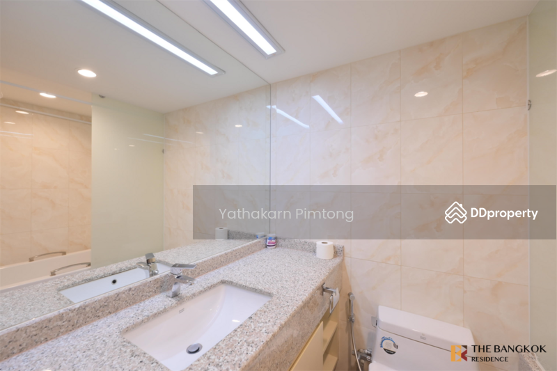 For Rent - Lake Avenue Sukhumvit 16, Bangkok