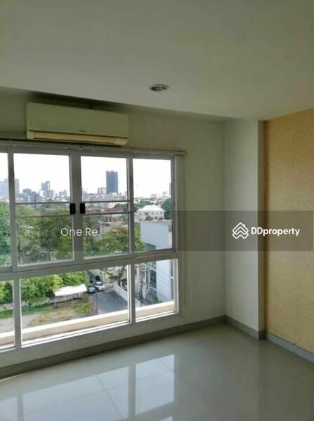 For Sale - The Magnet Condo, Bangkok