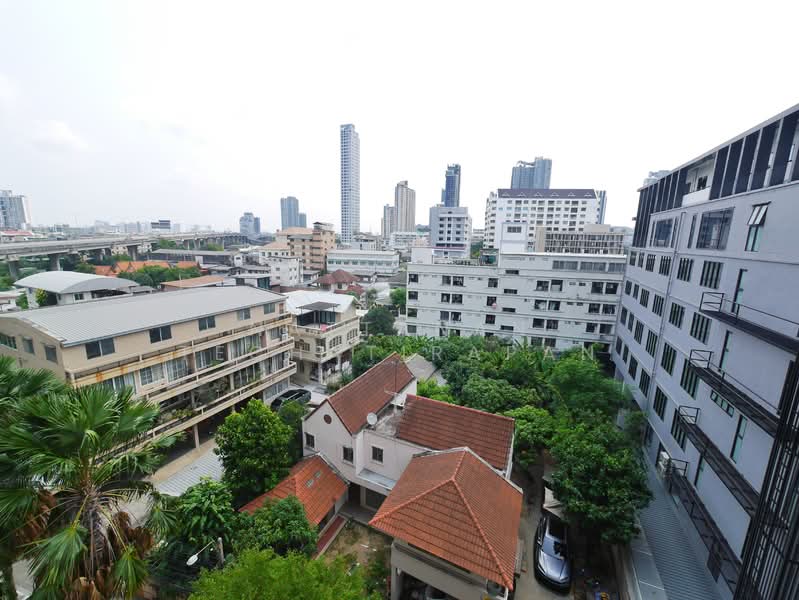 Mayfair Place Sukhumvit 50, Bangkok, Soi Sukhumvit 50, Phra Kanong, Khlong Toei, Bangkok, 2 Bedrooms, 48 sqm, Condo For Rent, by Nattanan Techatirapan, 60170556 - DDproperty.com