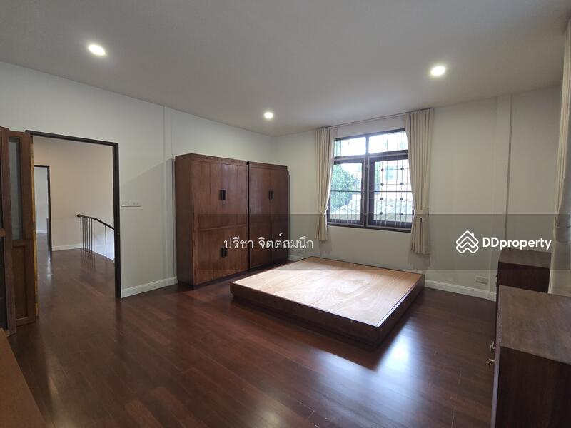 ให้เช่า - บ้านเดี่ยว 2 ชั้นสไตล์เก่าปรับปรุงใหม่ พื้นที่195 ตรม. 3 นอน 2 น้ำ สุขุมวิท 71 ใกล้ makro st andrew, กรุงเทพ