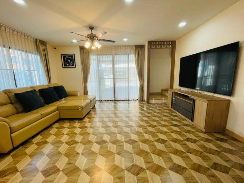 The Delight Cozy, Chon Buri (Pattaya), Nong Pru, Bang Lamung (Pattaya), Chon Buri (Pattaya), 4 Bedrooms, 218 sqm, Townhouse For Sale, by A LIST ELITE SELECTED, 60170692 - DDproperty.com