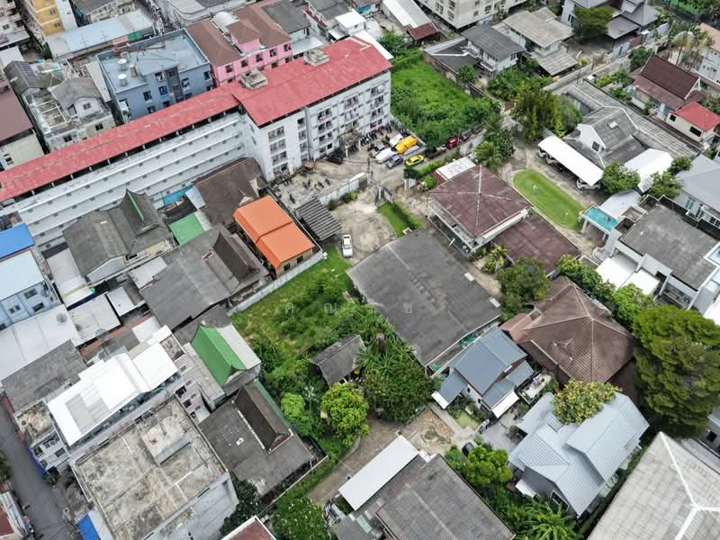 Hyper Rare Land เอกมัย 30 แยก 3 แถมแปลนสร้างโรงแรม 5 ชั้น ขายที่ดิน 298 ตร.วา, Bangkok, เอกมัย 30 แยก 3, Khlong Tan Nua, Watthana, Bangkok, , 1,192 sqm, Land For Sale, by คุณริช, 60170720 - DDproperty.com