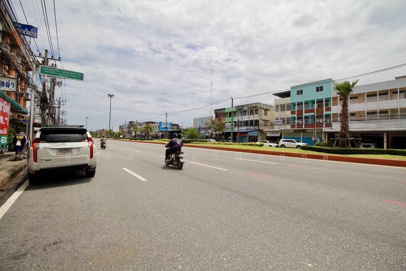 : 6-Storey Shophouse (2 Units), Newly Painted Total price for both units: only 7.5 million THB, Rayong, สุขุมวิท, Choeng Noen, Muang Rayong, Rayong, , 1,000 sqm, Shophouse For Sale, by สุเทพ พสุวณิชย์กุล, 60170830 - DDproperty.com