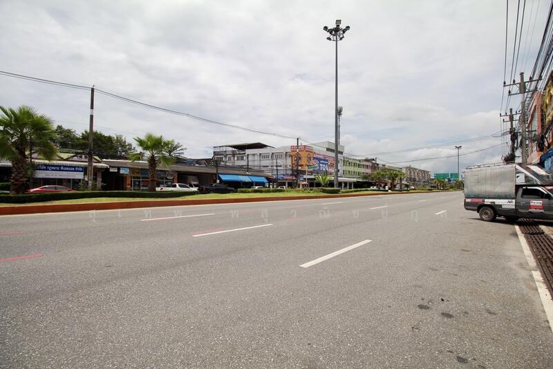 : 6-Storey Shophouse (2 Units), Newly Painted Total price for both units: only 7.5 million THB, Rayong, สุขุมวิท, Choeng Noen, Muang Rayong, Rayong, , 1,000 sqm, Shophouse For Sale, by สุเทพ พสุวณิชย์กุล, 60170830 - DDproperty.com