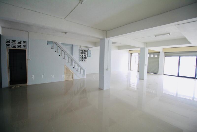 : 6-Storey Shophouse (2 Units), Newly Painted Total price for both units: only 7.5 million THB, Rayong, สุขุมวิท, Choeng Noen, Muang Rayong, Rayong, , 1,000 sqm, Shophouse For Sale, by สุเทพ พสุวณิชย์กุล, 60170830 - DDproperty.com