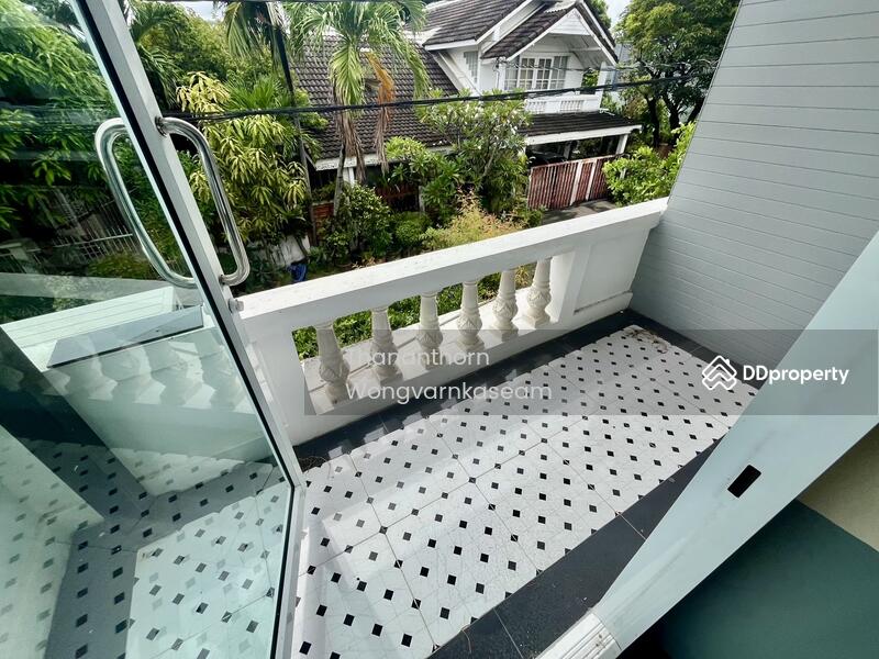 For Sale - Moo Baan Kittinivet, Bangkok