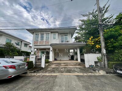 ขาย - Manthana Rama 9-Srinakarin : มัณฑนา พระราม 9-ศรีนครินทร์, กรุงเทพ