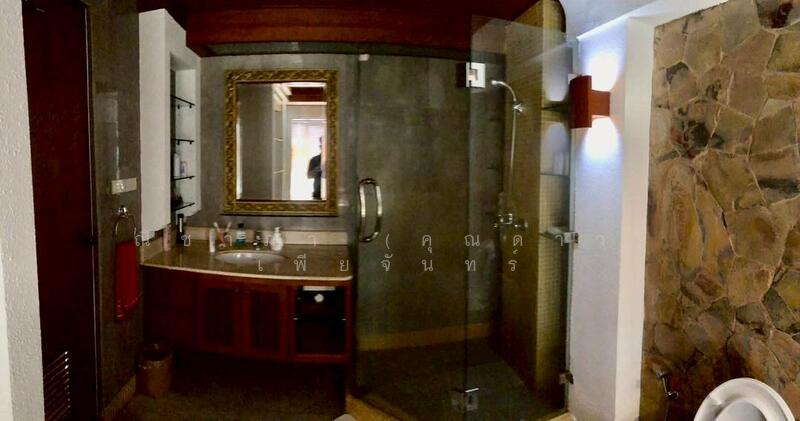 พัทยา - ใกล้สนามกอล์ฟฟินิกซ์ - บ้านอำเภอ - นาจอมเทียน ตำบลห้วยใหญ่ อำเภอบางละมุง จังหวัดชลบุรี, Chon Buri (Pattaya), ถนนสนามกอล์ฟฟินิกซ์ - บ้านอำเภอ พัทยา, Huai Yai, Bang Lamung (Pattaya), Chon Buri (Pattaya), 3 Bedrooms, 796 sqm, Villa For Sale, by Nichapa Phiachan, 60171325 - DDproperty.com