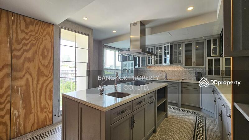 For Rent - Turnberry Condominium, Bangkok