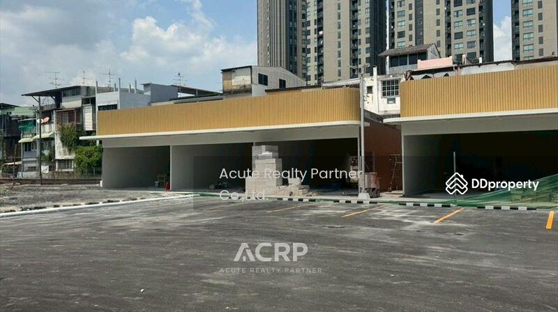 For Rent - Space for rent at The Pocket Park, Ratchawinit Bangkaew. Suitable for studios and offices in Bangna., Samut Prakan