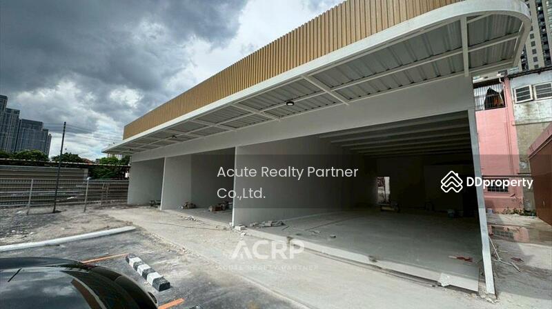 For Rent - Space for rent at The Pocket Park, Ratchawinit Bangkaew. Suitable for studios and offices in Bangna., Samut Prakan