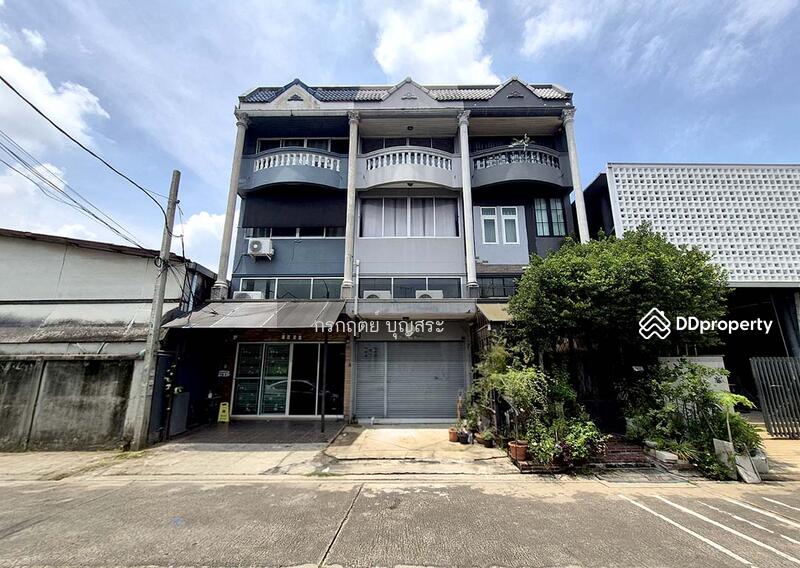 ขาย - ตึกแถว 3.5 ชั้น ซอยลาดปลาเค้า72แยก8, กรุงเทพ